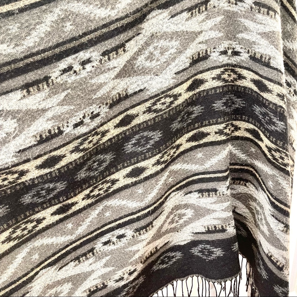 Oversized Multi Color Aztec Print Fringe Pancho/S… - image 5